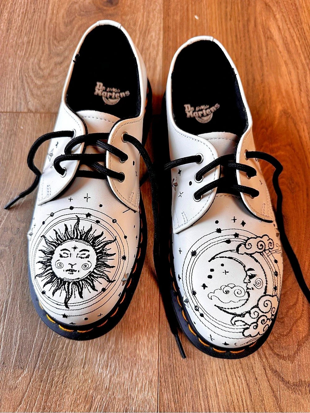 Dr. Martens 1461 Cosmic Shoes White & Black US 5M. NWOT